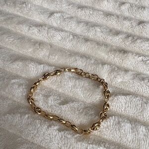 Elegant Italian Gold Chain Bracelet